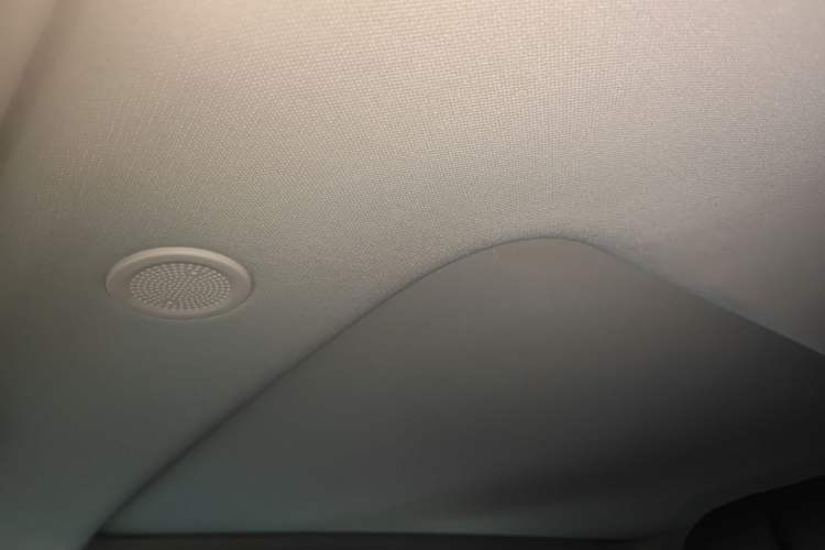 Used Land Rover Range Evoque 2024 Aurora L 249 PS Prestige Light-Chasing Edition Headliner