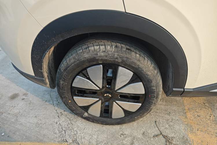 Used Wuling Bingo S 2025 Model 325km Deluxe Edition
