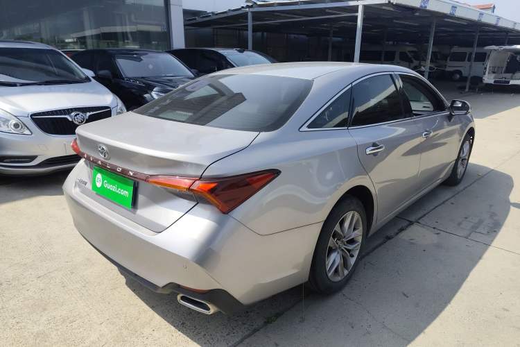 Used Toyota Avalon 2019 2.0L Luxury Edition China VI Standard
