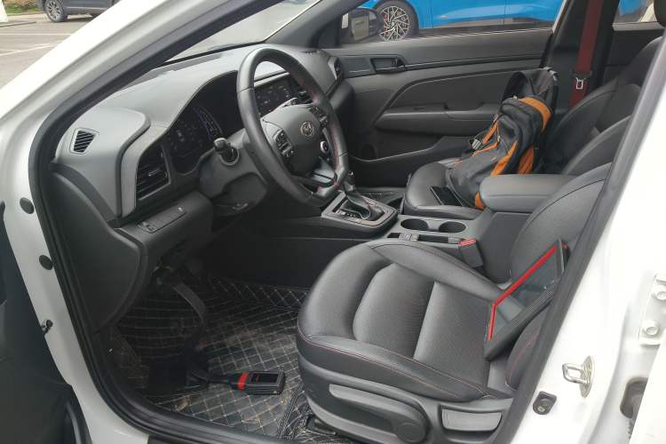 Used Hyundai Elantra (6th Generation / Lingdong) 2019 1.4T Dual-Clutch Xuan Dong · Dynamic Model Left Front Seat