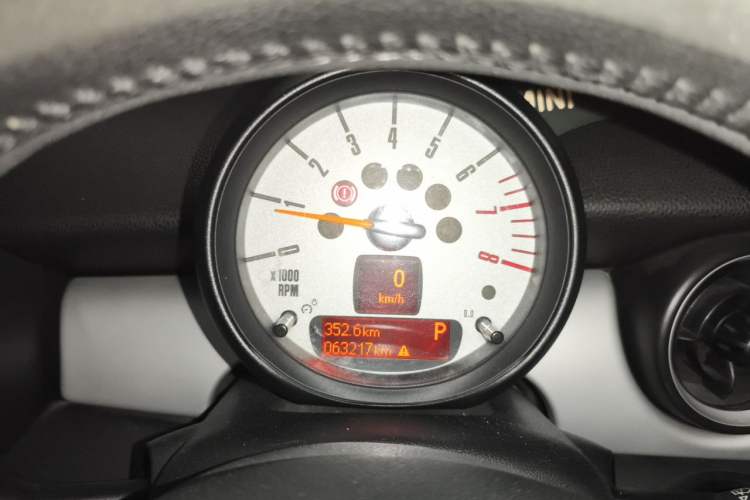 Used MINI 2012 1.6L COOPER Baker Street
