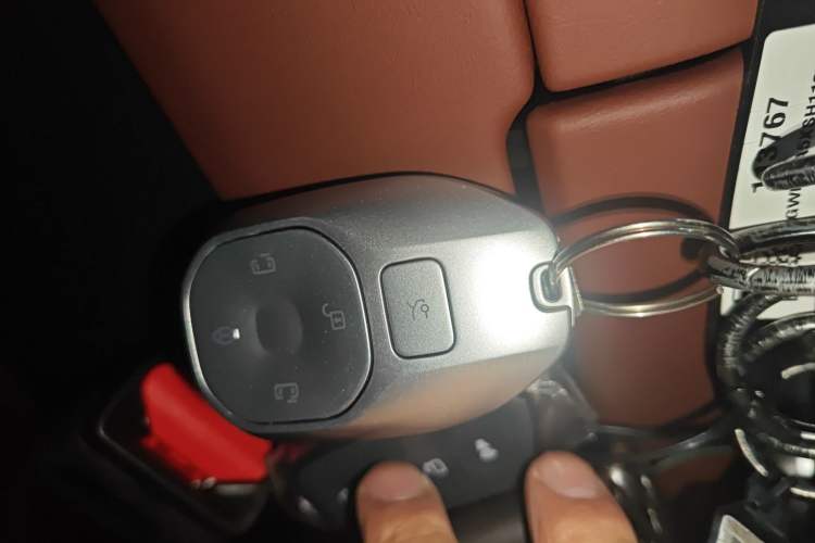 Used GAC Trumpchi E8 New Energy 2024 150km MAX+ Vehicle Key