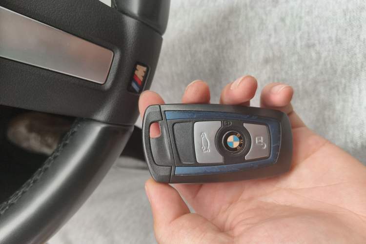 Used BMW 3 Series GT 2019 330i xDrive M Sport Night Edition Vehicle Key