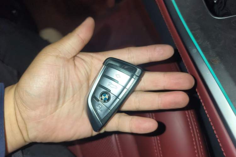 Used BMW X5 2019 xDrive40i Luxury Model with M Sport Package
