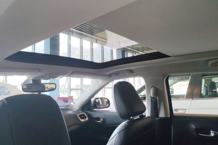 Used Jeep Compass 2019 200T Automatic Family Edition - Connected Large Screen Version