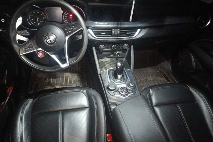 Used Alfa Romeo Stelvio 2017 2.0T 200HP Elite Edition