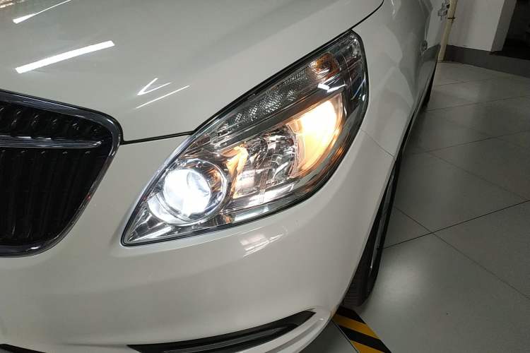 Used Buick GL8 2018 28T Luxury Model China VI Standard
