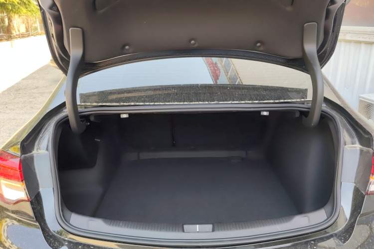 Used Buick Regal 2025 Model 28T Long-Range Enjoyment Edition