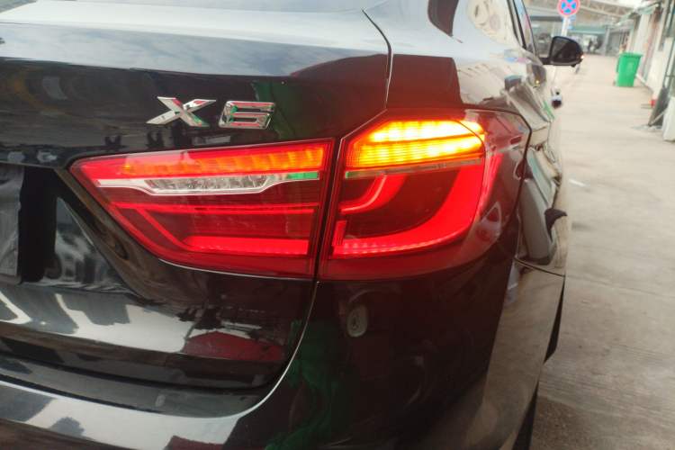 Used BMW X6 2015 xDrive35i Leading Model
