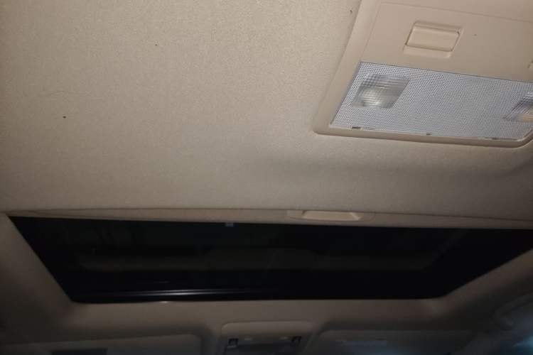 Used Toyota Land Cruiser 2012 4000
