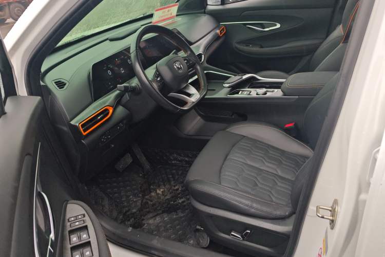 Used Changan UNI-T 2022 1.5T Prestige Version
