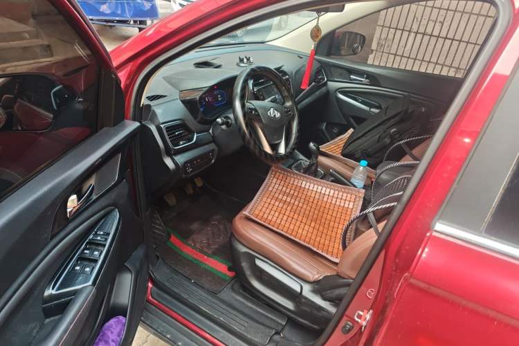 Used CHANGAN OSHAN A800 2017 1.6L Manual Comfort Model