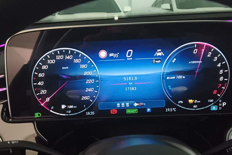 Used Mercedes-Benz E-Class New Energy 2024 E 350 e L Plug-in Hybrid Sedan
