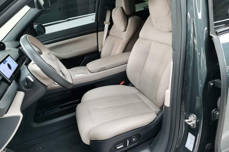 Used Nio ES8 2024 100kWh Left Front Seat