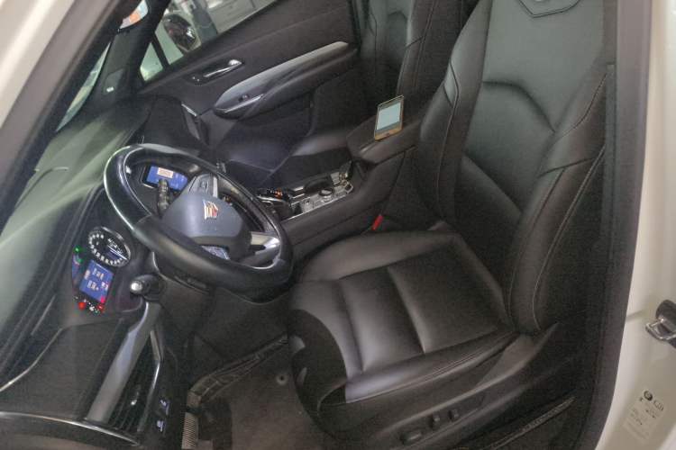 Used Cadillac XT4 2020 28T Two-Wheel-Drive Leading Version
