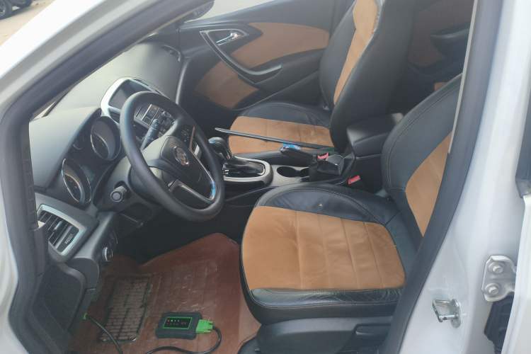 Used Buick GT 2014 XT 1.6L Automatic Fashion Edition