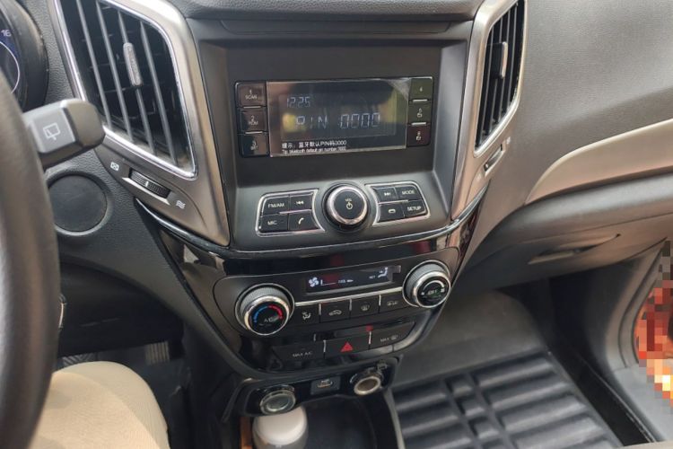 Used CHANGAN CS15 2016 1.5L Manual Fashion Edition