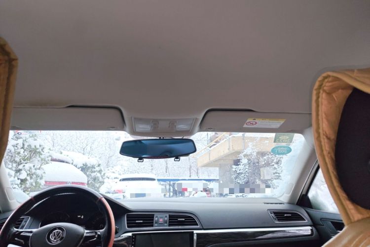 Used Volkswagen Lamando 2015 230TSI DSG Fashion Edition
