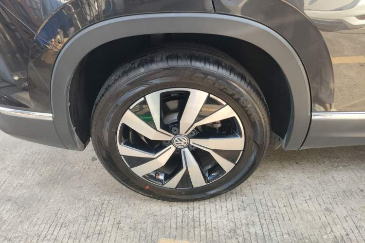 Used Volkswagen Tayron 2019 330TSI Two-Wheel Drive Luxury Model China VI Standard
