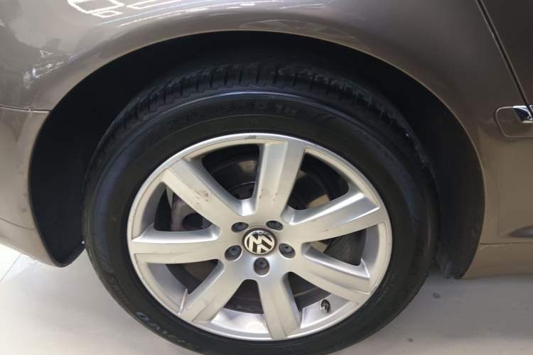 Used Volkswagen Phaeton 2012 3.0L Executive Version
