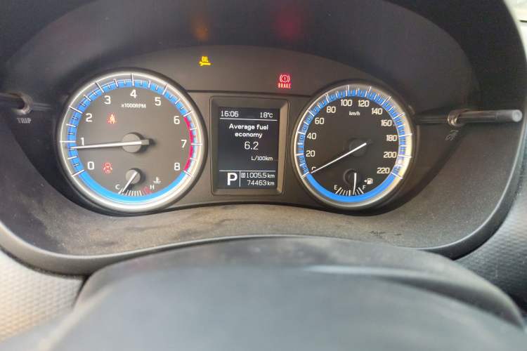 Used Suzuki S-Cross 2014 1.6L CVT Two-Wheel Drive Entry Model Odometer Close Up