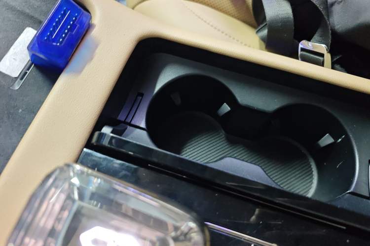 Used Hima AITO M7 2024 1.5T Intelligent Drive 4x4 Max Edition 6 Seats Vehicle Key