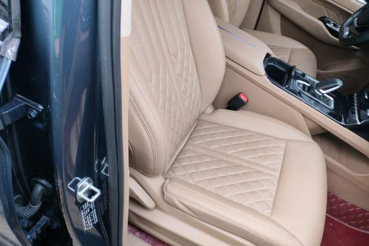 Used Wuling Victory 2023 2.0L DHT Deluxe Edition