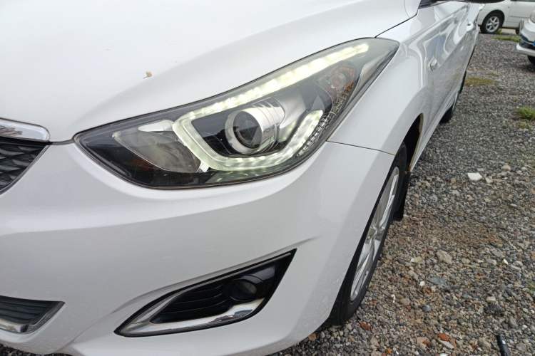Used Hyundai Elantra (5th Generation / Langdong) 2016 1.6L Automatic Smart Version Left Front Headlight