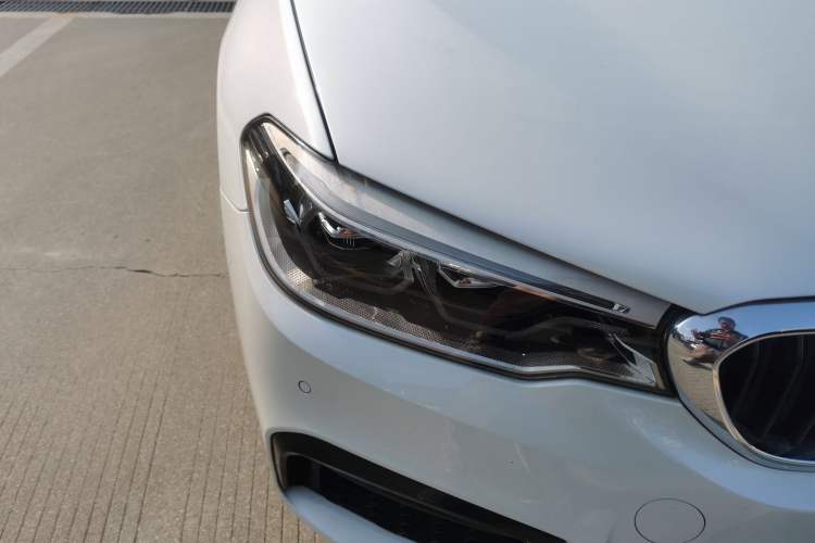 Used BMW 5 Series 2018 Restyled 530Li Luxury Edition M Sport Package
