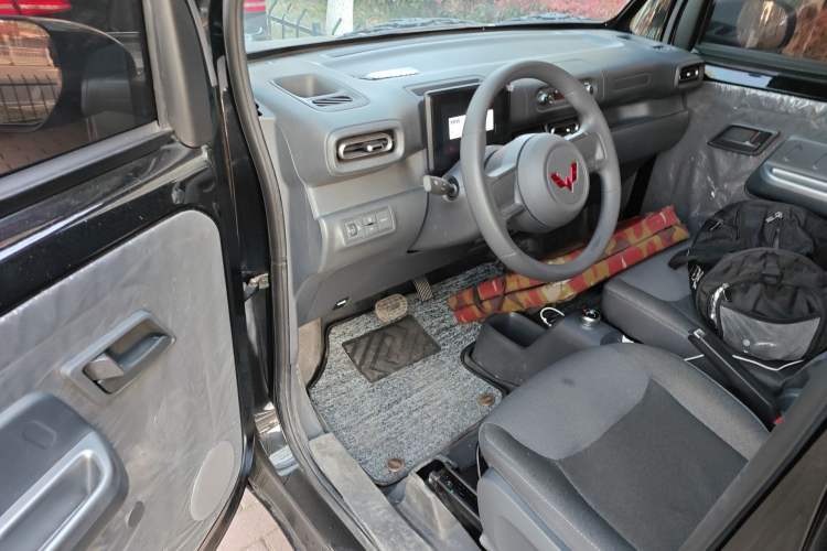 Used Wuling Zhiguang New Energy 2025 Comfort Model Driver Seat