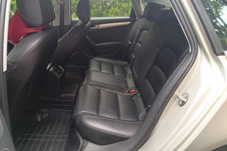 Used Audi A4L 2015 35 TFSI Automatic Standard Model
