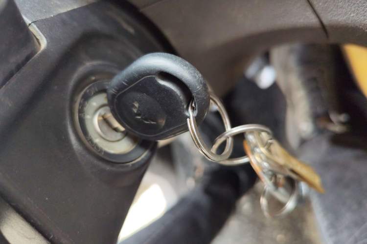 Used Wuling Hongguang 2014 1.5L Base Version
