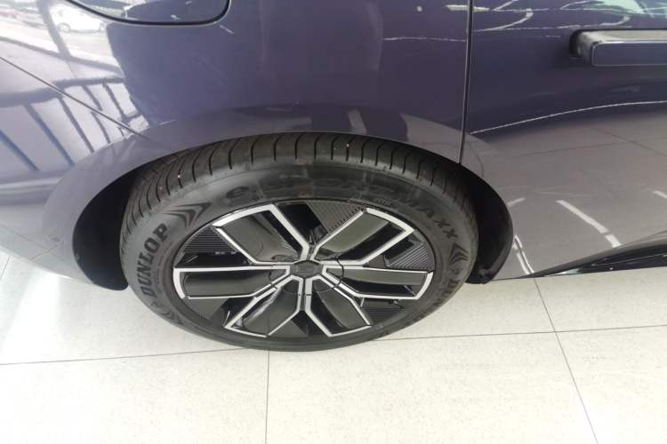 Used Avatr 12 2025 Ultra Extended-Range Edition