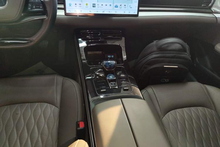 Used BYD Han 2024 EV Glory Edition 506KM Front-Wheel-Drive Premium Model