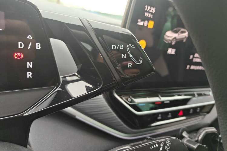 Used Volkswagen ID.4 CROZZ 2024 Pure Edition Limited Edition Gear Lever