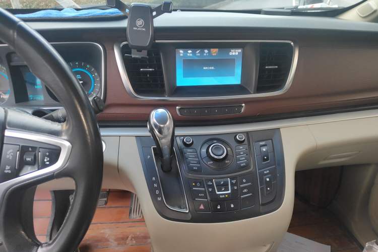 Used Buick GL8 2014 2.4L LT Luxury Business Executive Edition