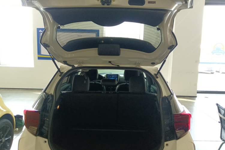 Used Toyota YARiS L Zhi Xuan 2021 X-Trail 1.5L CVT Leading Edition Trunk