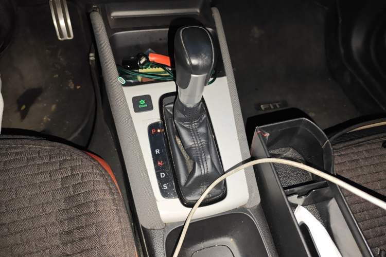 Used Honda LIFE 2021 1.5L CVT SPO-SS Dynamic Edition Gear Lever