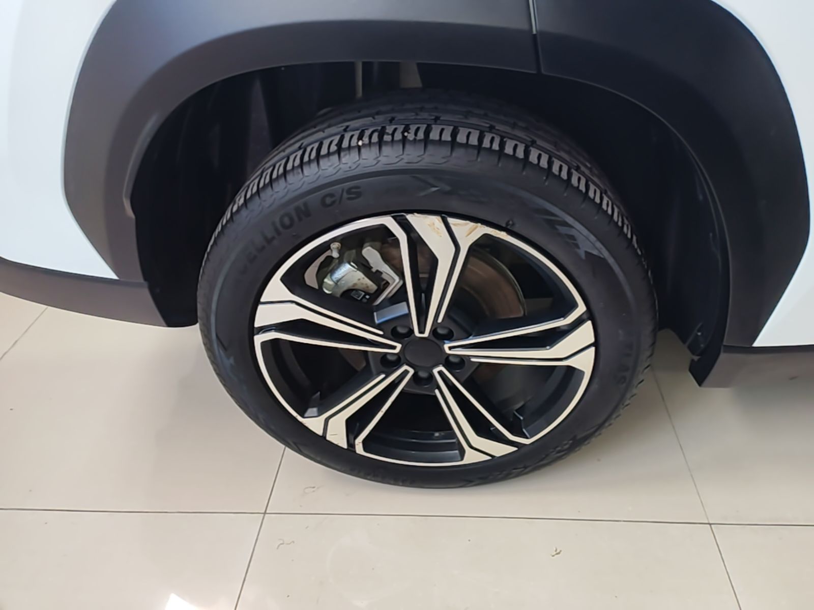 Geely Galaxy L7 2023 1.5T 115 km MAX — снимка 11