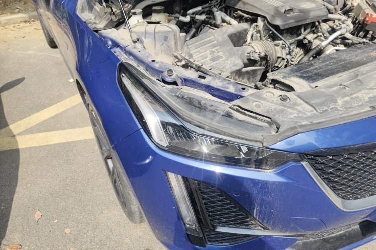 Used Cadillac CT5 2020 Revised 28T Platinum Sport Edition Right Front Headlight