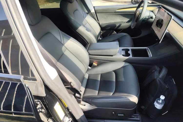 Used Tesla Model Y 2022 Revised Version Long-Range All-Wheel Drive
