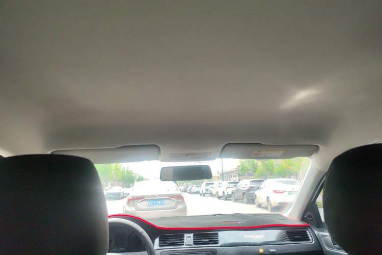 Used Volkswagen Santana 2019 1.5L Automatic Fashion Edition China VI Headliner