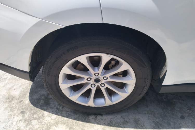 Used Haval H2 2017 Blue Label 1.5T Manual Two-Wheel Drive Luxury Model
