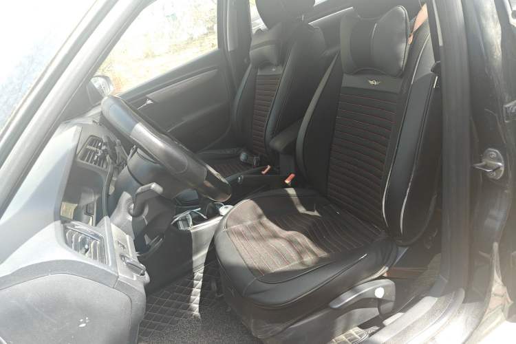 Used Volkswagen Lavida 2013 Revised Classic 1.6L Manual Fashion Edition
