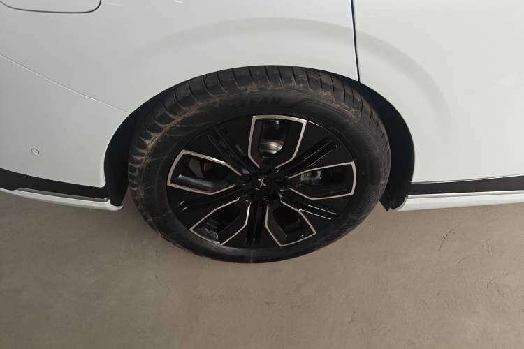 Used XPeng G9 2025 625 Long-Range Max
