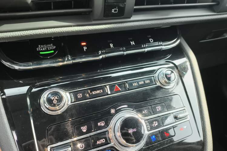 Used Lincoln Corsair 2020 2.0T Two-Wheel Drive Luxury Edition