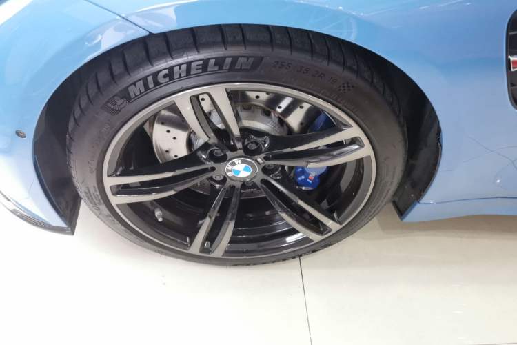 Used BMW M4 2014 M4 two-door coupe
