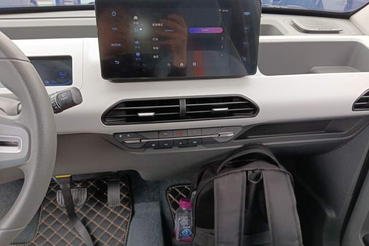 Used Geely Galaxy Panda 2023 Panda Mini 200km Endurance Bear
