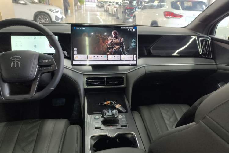 Used BYD Song L DM-i 2025 Intelligent Driving Version 112 km Beyond-Range Type
