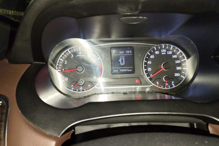 Used Land X7 2015 2.0T Panoramic Prestige Edition Instrument Cluster